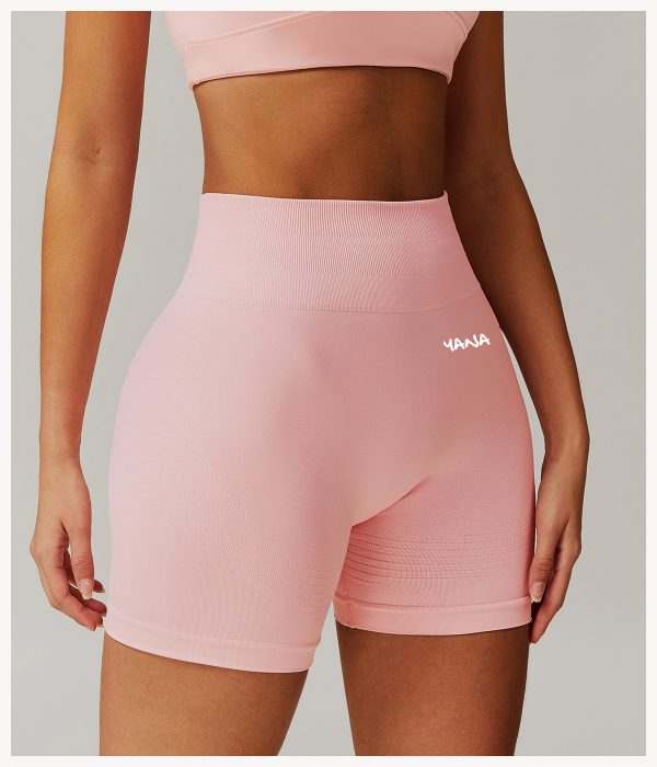 Seamless short pink